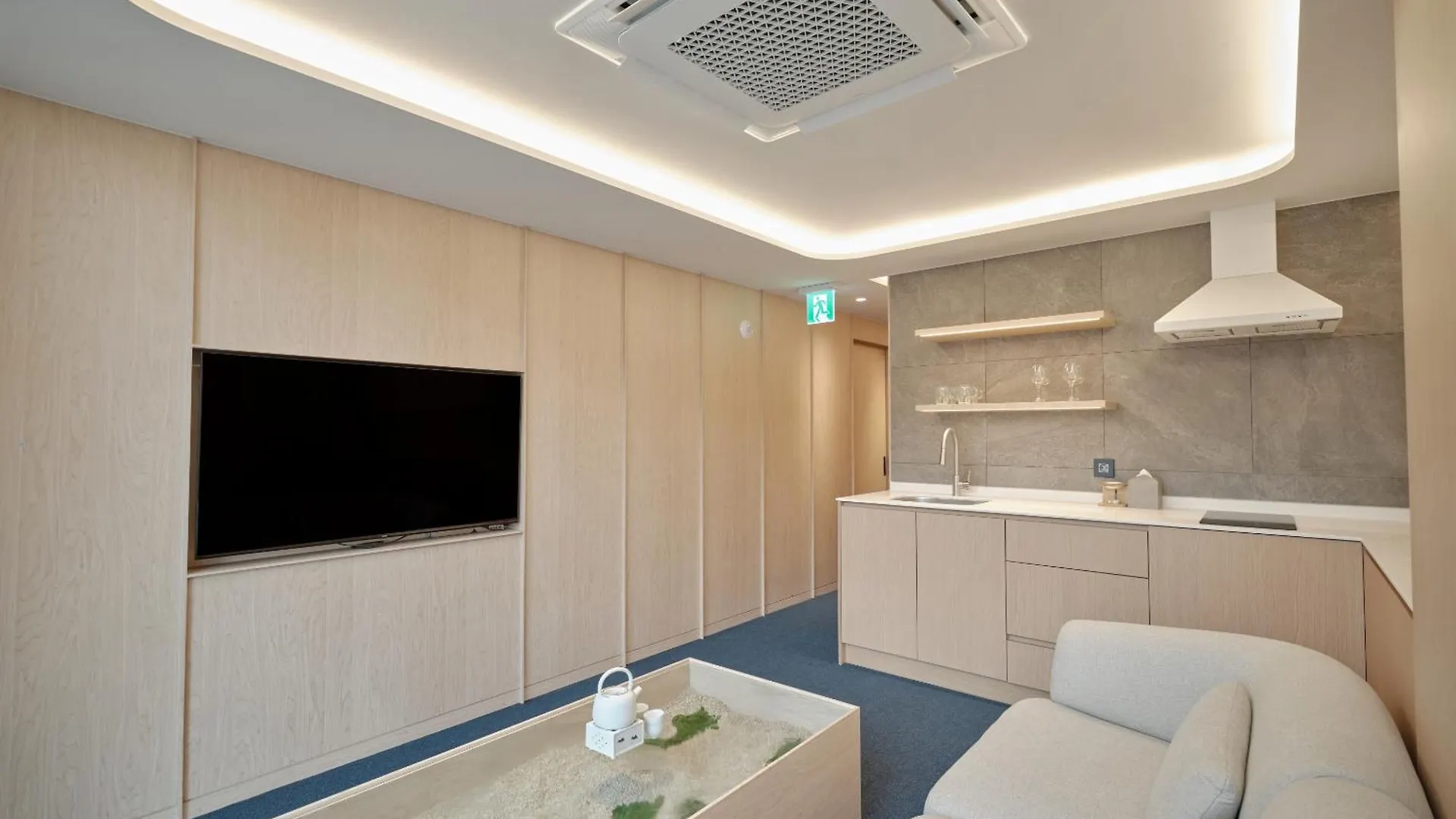 Uh Suite The Gangnam Seoul Hotel