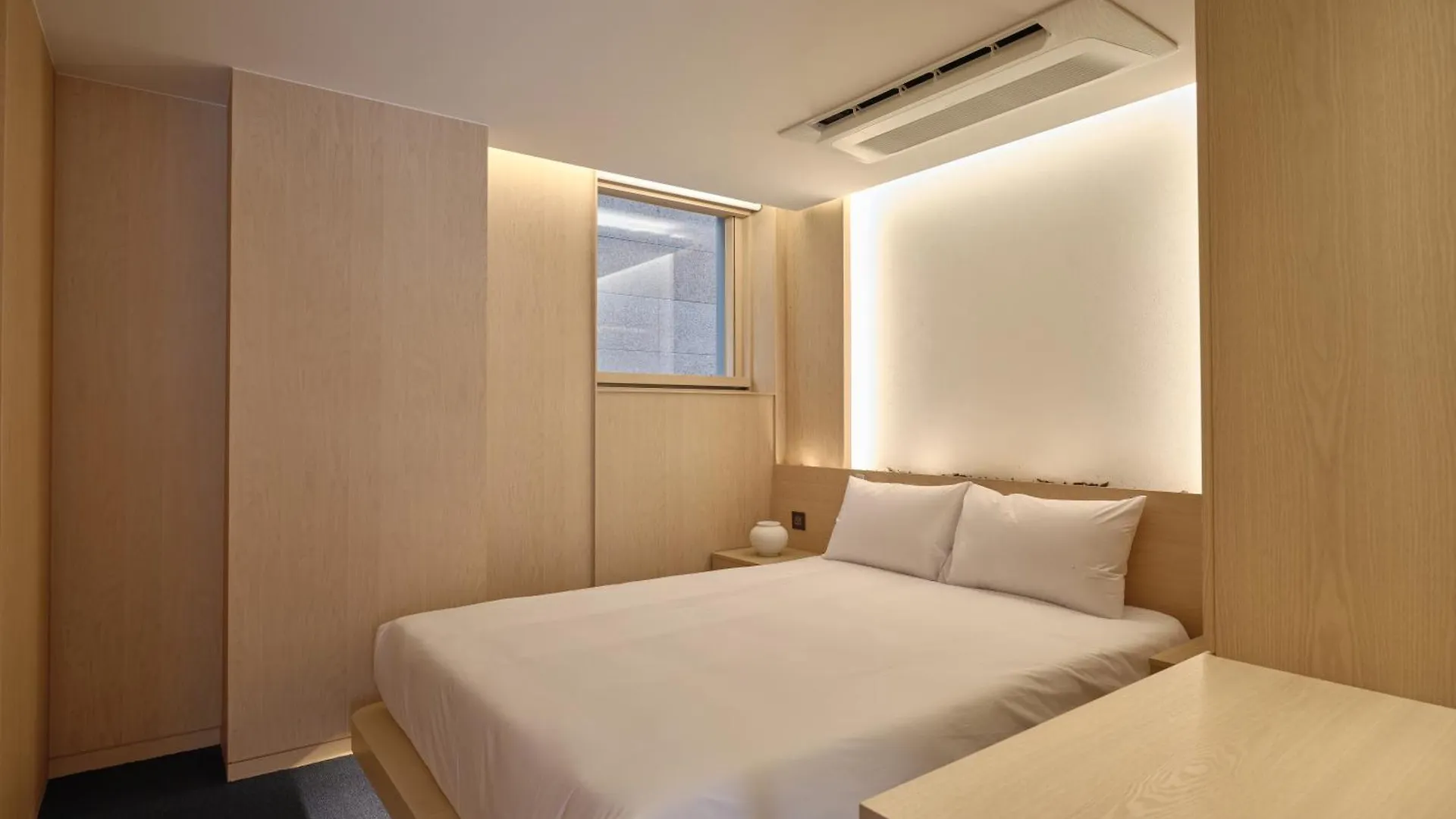 Uh Suite The Gangnam Seoul Hotel